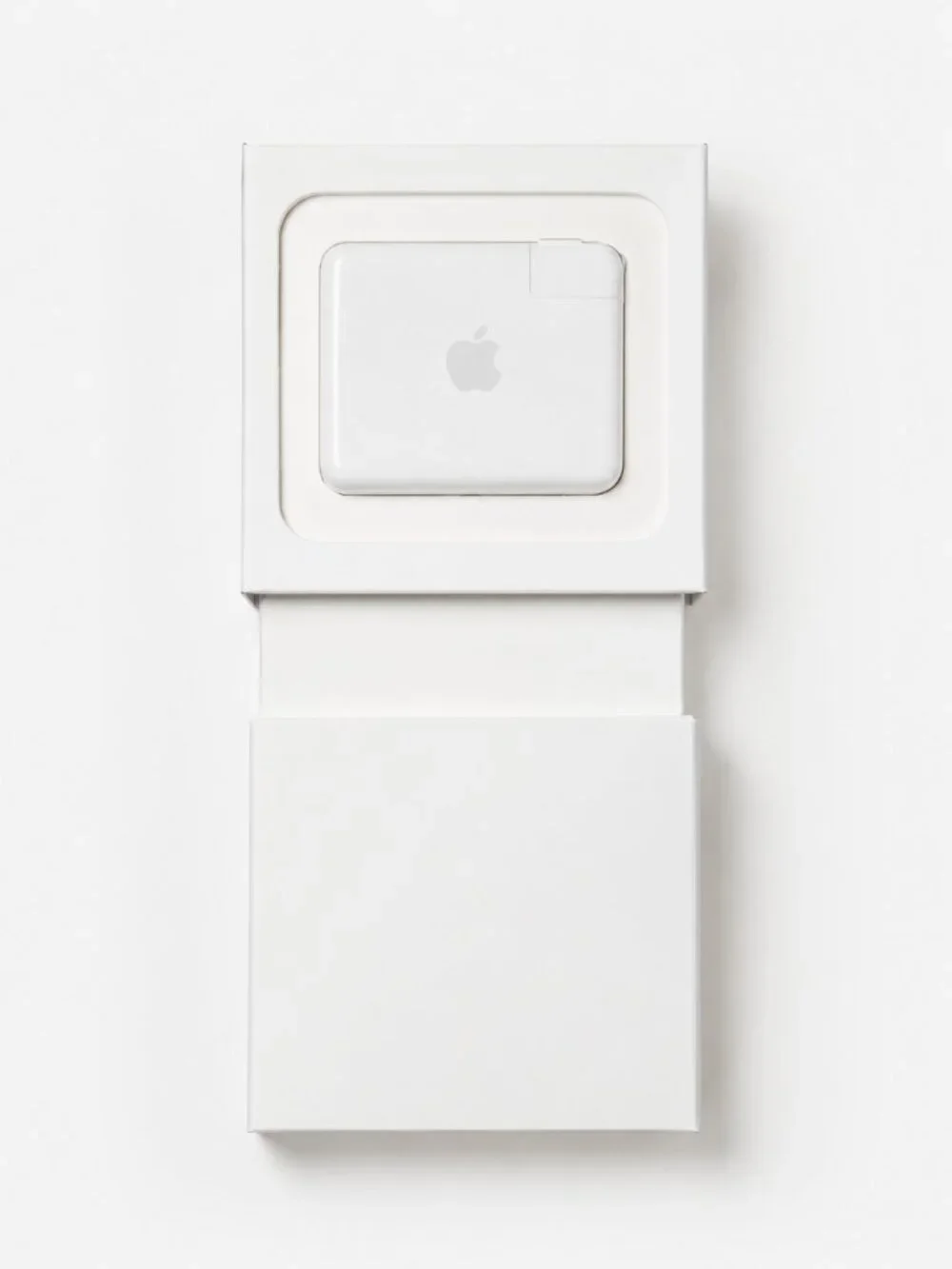 Apple AirPort Express A1264 802.11n WiFi Base Station MB321LL/A Open Box Origina